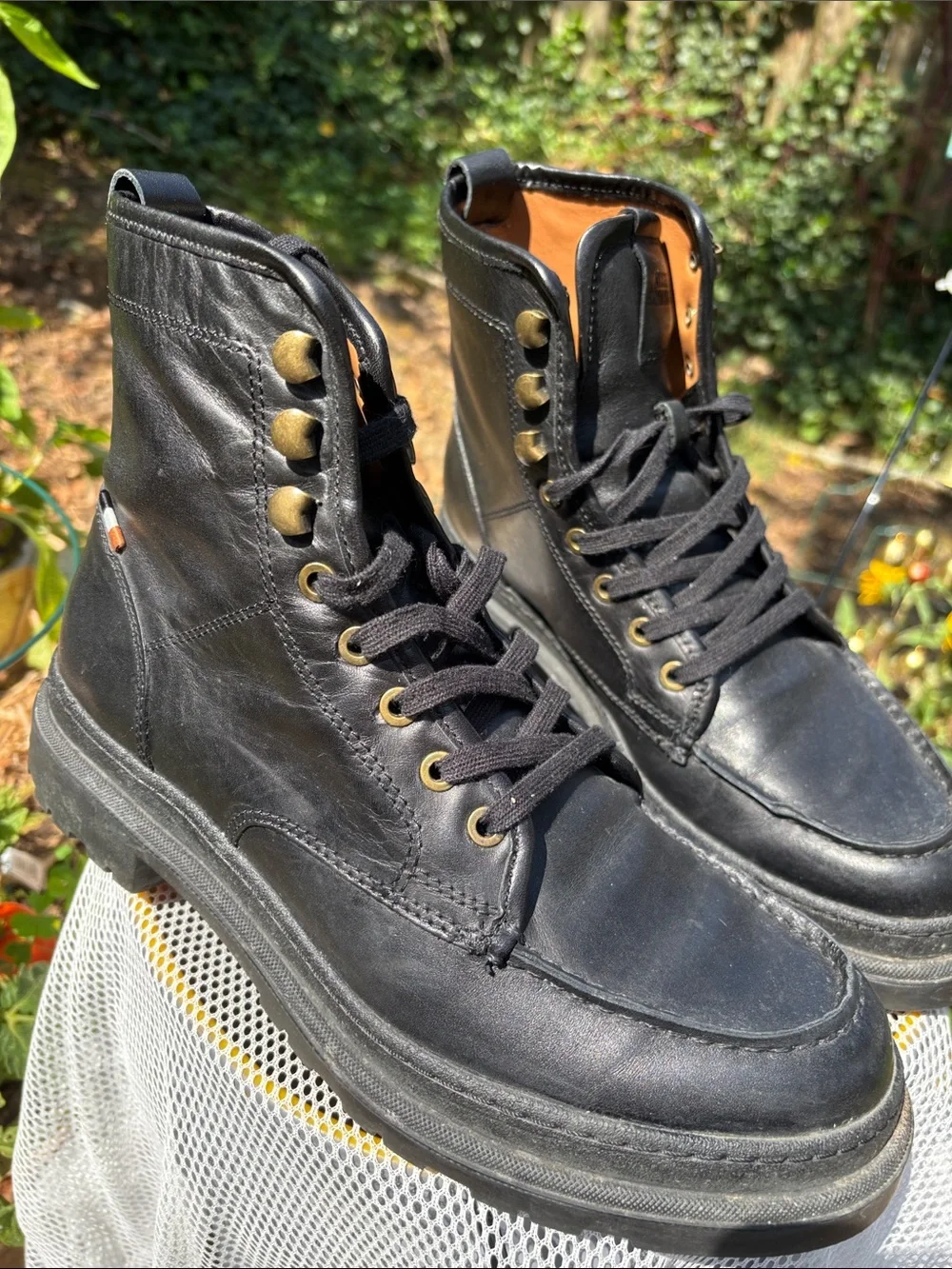 Allen Edmonds Black Leather Lace-Up Moc Toe Boots